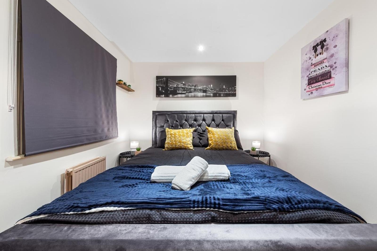 Deluxe Apartment - 1 Min Away From Camden Market And Station Londen Buitenkant foto