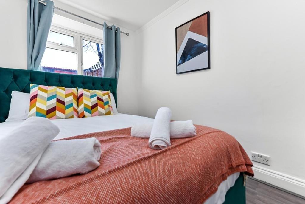 Deluxe Apartment - 1 Min Away From Camden Market And Station Londen Buitenkant foto
