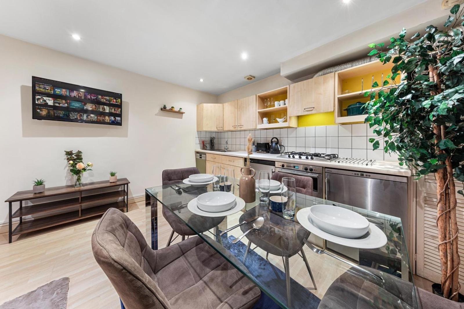 Deluxe Apartment - 1 Min Away From Camden Market And Station Londen Buitenkant foto