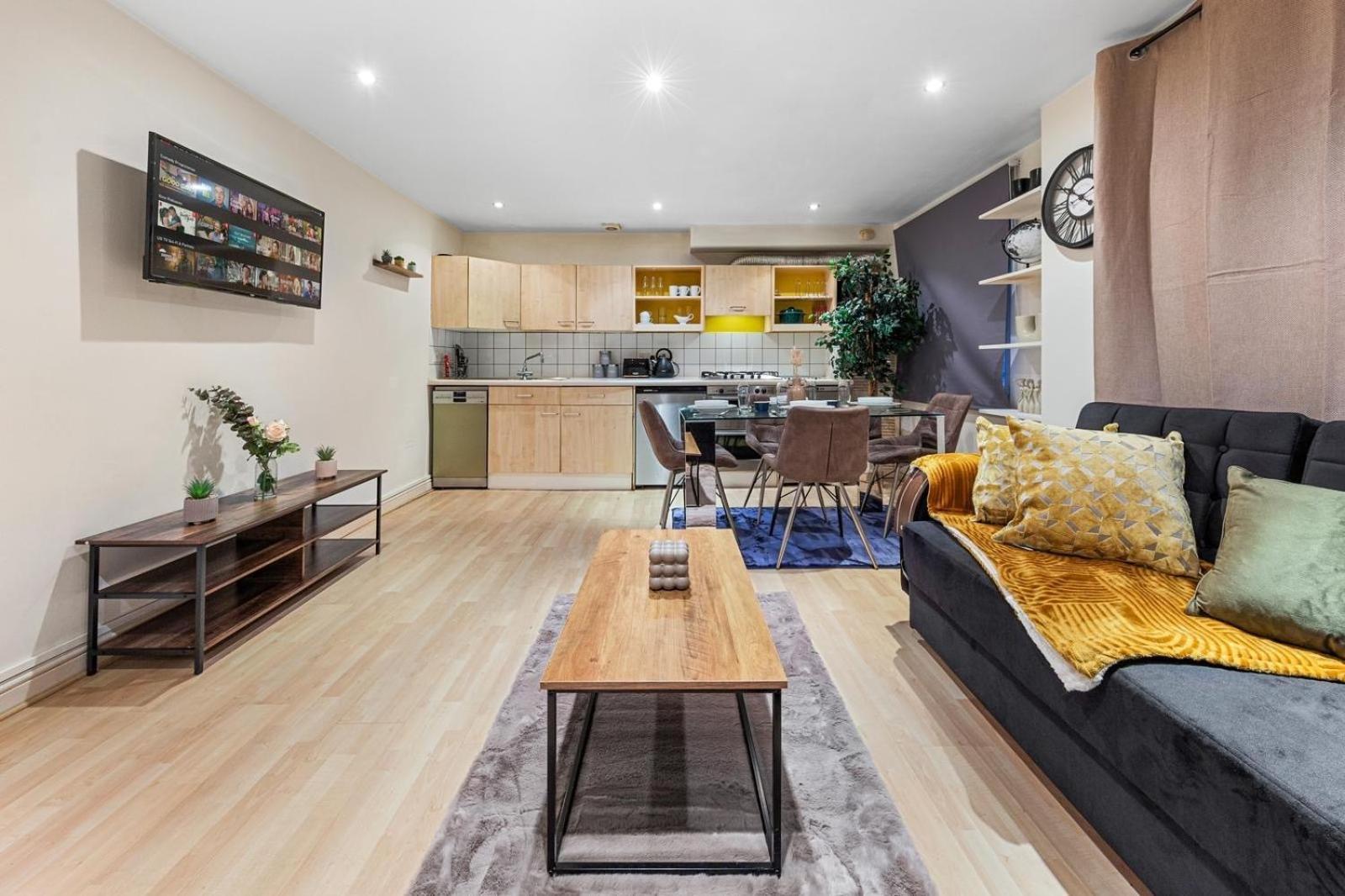 Deluxe Apartment - 1 Min Away From Camden Market And Station Londen Buitenkant foto