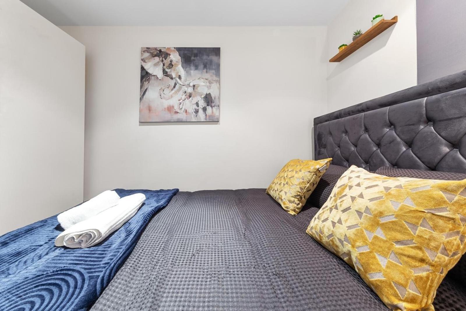 Deluxe Apartment - 1 Min Away From Camden Market And Station Londen Buitenkant foto