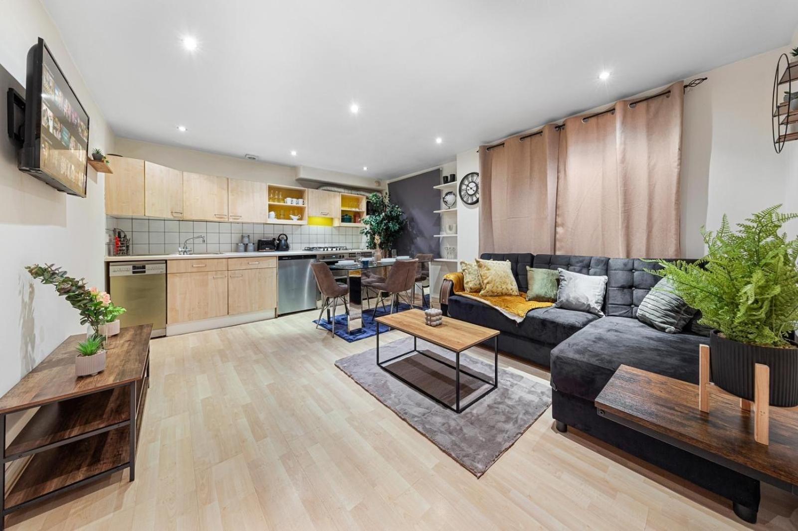 Deluxe Apartment - 1 Min Away From Camden Market And Station Londen Buitenkant foto