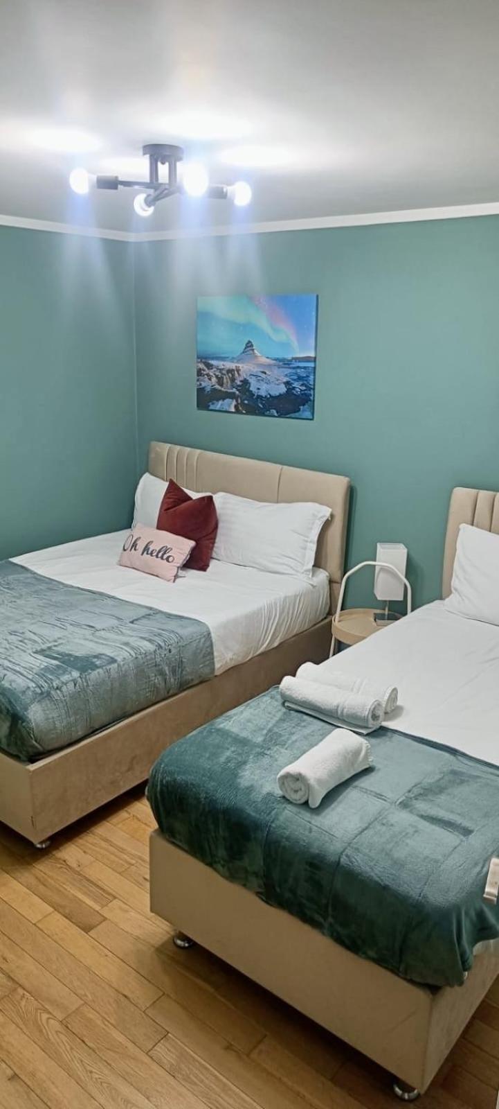 Deluxe Apartment - 1 Min Away From Camden Market And Station Londen Buitenkant foto